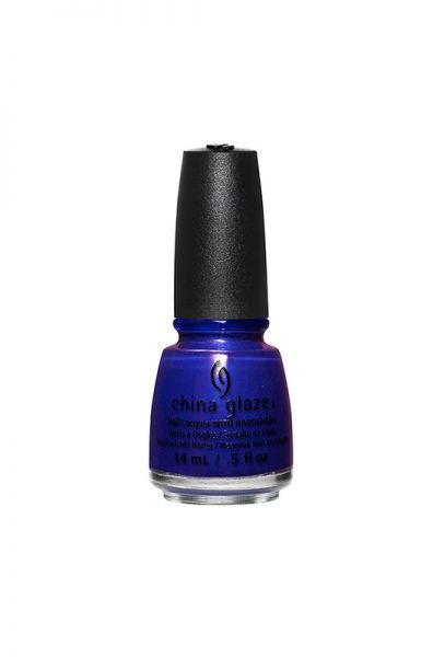 The Vivacious Blue Shade You'll Want On Your Nails All Spring Long